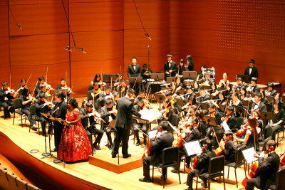 ìC֦~ީֹ(Youth Orchestra NY)2011~׭ַ|18ߦbL֤߷RRU(Alice Tully Hall)j|AѸӹN`ʤqTB`ʱײvA¼wP72WC֦~֮apXtXhʦѶ׸g֦PȬwqAܺtX٦n֮akdԡE(Karla Simmons)Pkר贵EĬn(Ulises Solano)tXWۻPGۡCQַ߭|lޤWdְgeӪYAXGy[aӪP^]PVxWt̡Aר@xWuB]vbީְʤHtUAOHPʡA@ߺ֦xWPxU@PIbuժWbA[[ۤvC(ϡGìC֦~ީֹδѡAGO²@)

